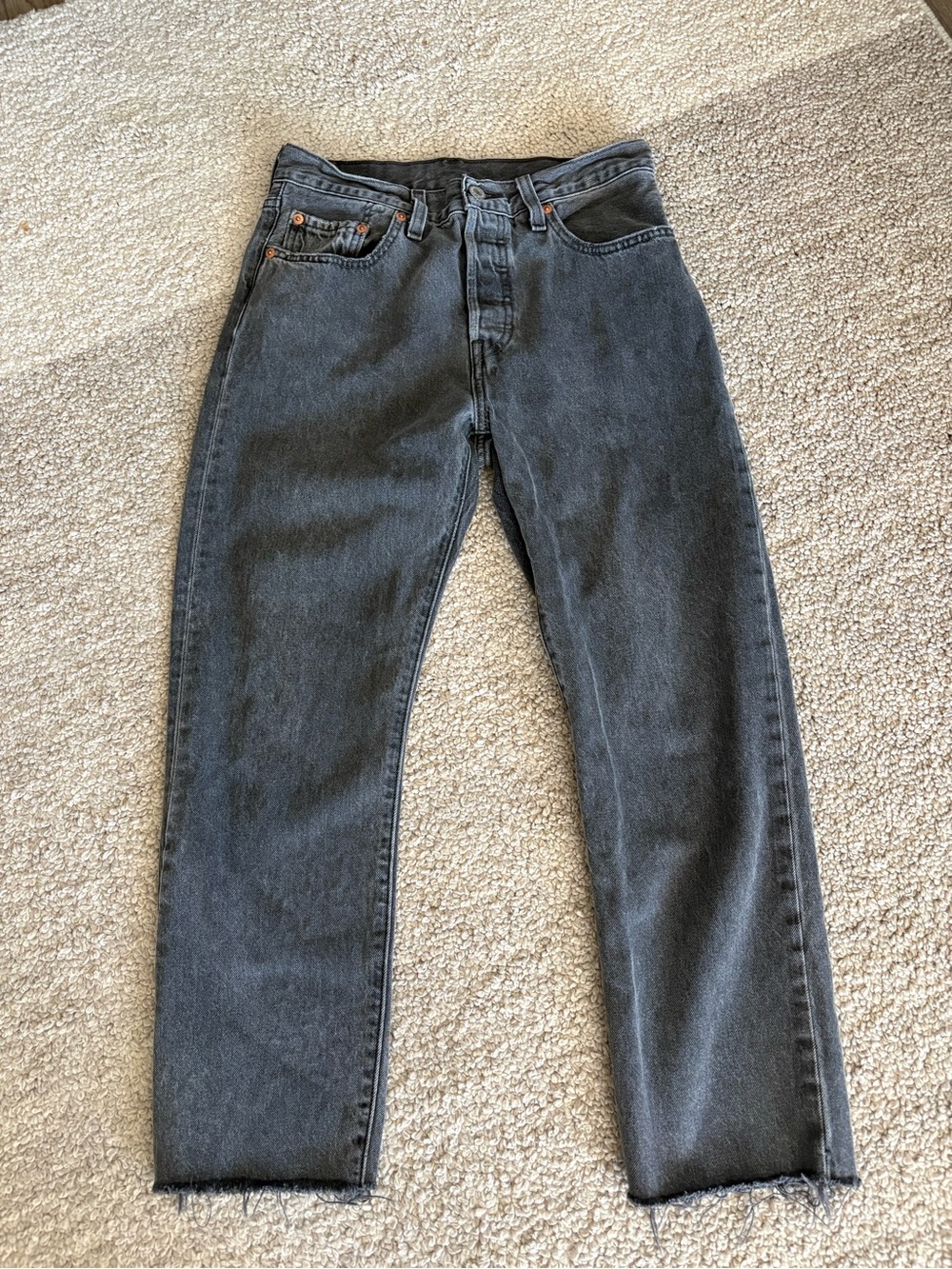 Levi's Straight Leg Jeans in Washed Black